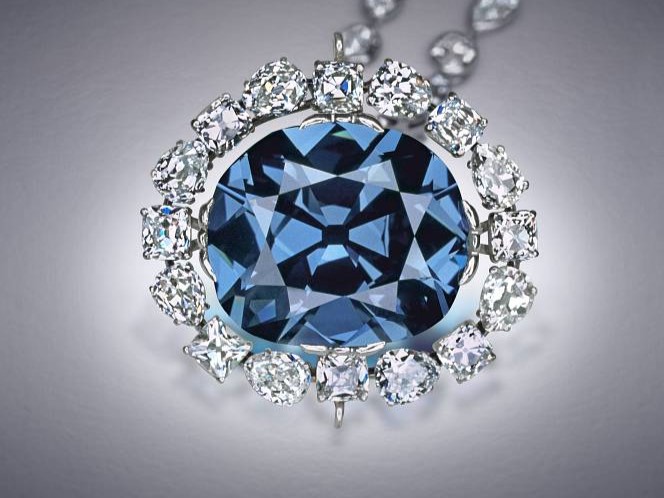 Read more about the article The Hope Diamond: History, Myth, and Reality